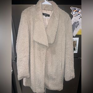 Kenneth Cole beige faux fur coat with button closure